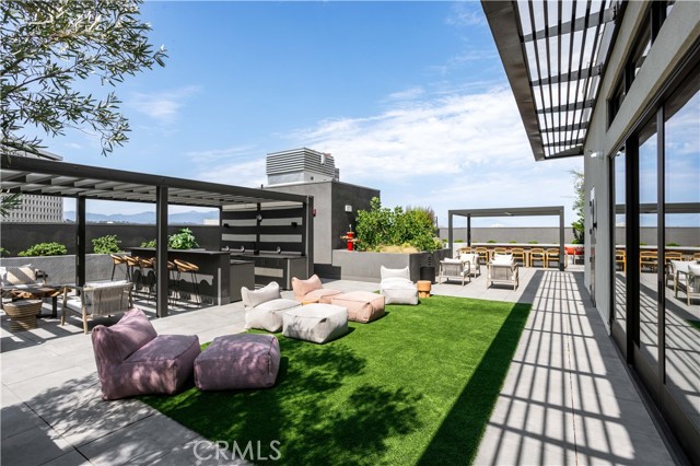 118 Astronaut Ellison S Onizuka Street, Los Angeles CA: https://media.crmls.org/medias/08fbba5d-c424-4451-a609-da0e805ed30c.jpg