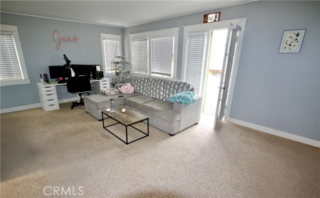 224 Pomona Avenue, Long Beach CA: https://media.crmls.org/medias/08fc6b50-b48d-4888-9e88-a1fcc58e842e.jpg