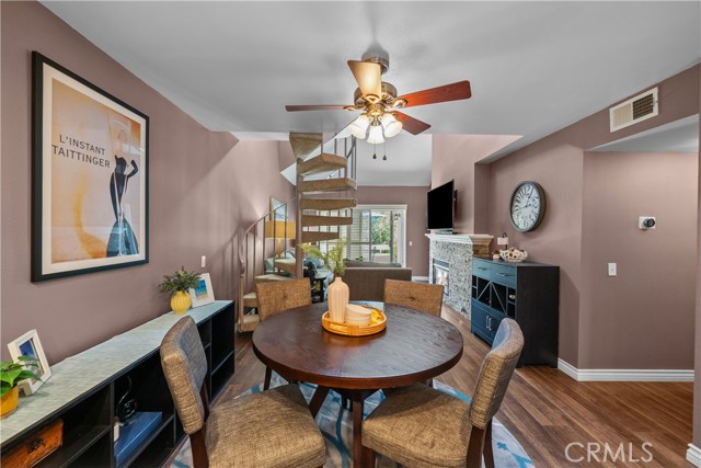 23957 Arroyo Park Drive, Valencia CA: https://media.crmls.org/medias/08fcaa4d-e186-4533-b255-197d46b31741.jpg
