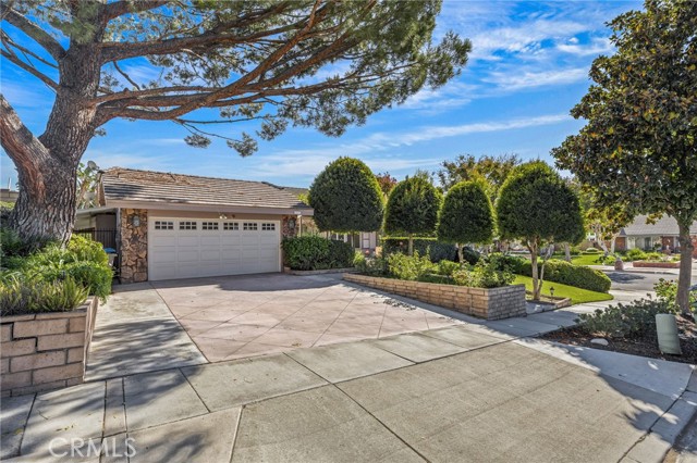 Detail Gallery Image 3 of 47 For 1233 Dale, Corona,  CA 92878 - 3 Beds | 2 Baths