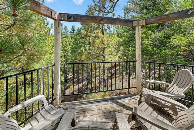 1281 Sand Canyon, Big Bear Lake CA: https://media.crmls.org/medias/08fd867d-fe96-4c6e-b2ef-3a3a86d5f7ad.jpg