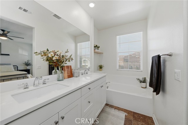 Detail Gallery Image 19 of 38 For 14562 Sienna Pl, Corona,  CA 92880 - 3 Beds | 2/1 Baths