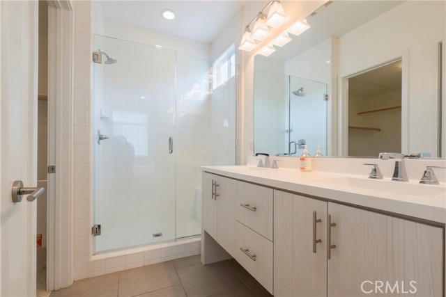 Detail Gallery Image 17 of 34 For 809 Brickyard Ln, Costa Mesa,  CA 92627 - 2 Beds | 2/2 Baths