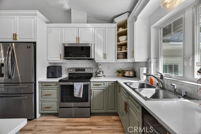 Detail Gallery Image 17 of 75 For 35073 Auberry, Auberry,  CA 93602 - 5 Beds | 3 Baths