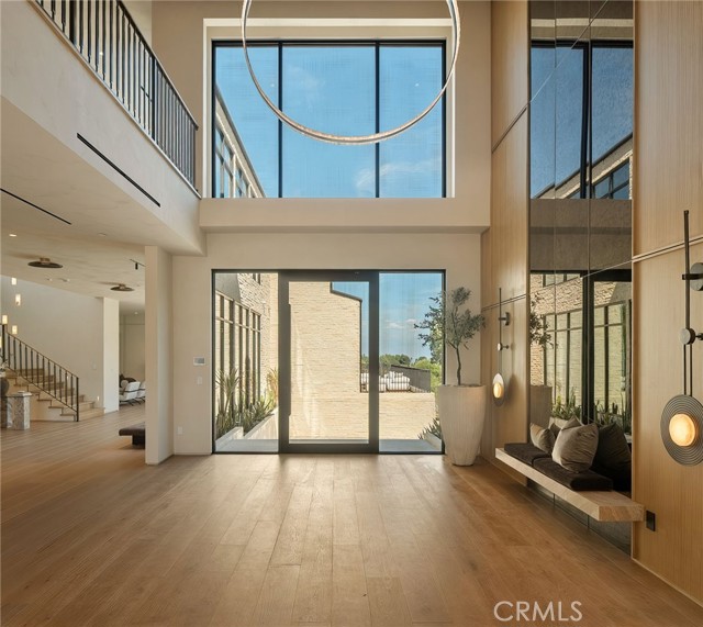 16093 Royal Oak Road photo 21