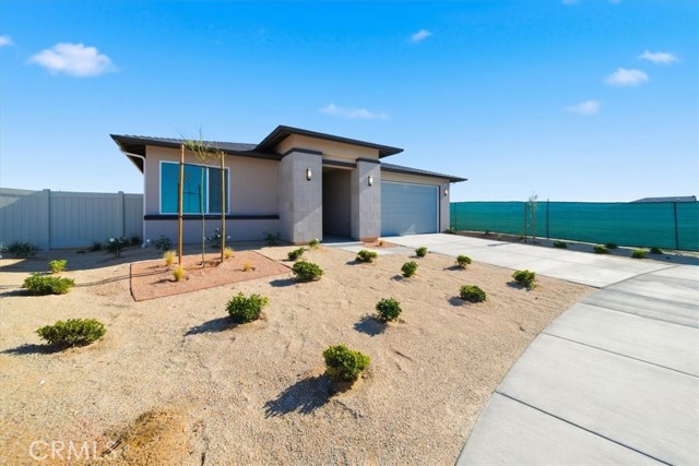 Detail Gallery Image 4 of 45 For 44258 Fleetwood Dr, Lancaster,  CA 93535 - 3 Beds | 2 Baths