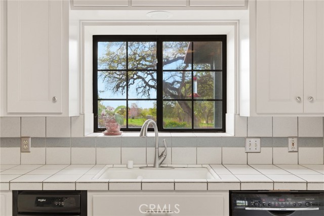 Detail Gallery Image 17 of 67 For 3811 Echo Mountain Road, Butte Valley,  CA 95965 - 5 Beds | 4/2 Baths