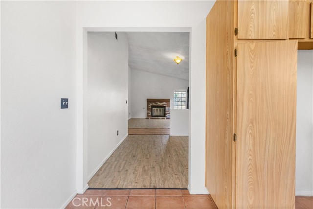 Detail Gallery Image 12 of 36 For 13840 San Gorgonio Rd, Victorville,  CA 92392 - 3 Beds | 2 Baths