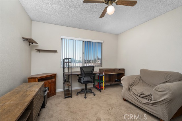 Detail Gallery Image 13 of 22 For 25239 Dana Ln, Moreno Valley,  CA 92551 - 3 Beds | 2 Baths