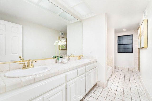 Detail Gallery Image 33 of 56 For 1187 Edinburgh Rd, San Dimas,  CA 91773 - 5 Beds | 4 Baths