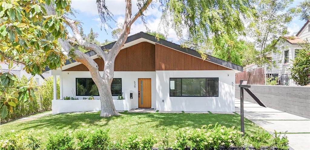 539 Avon Avenue