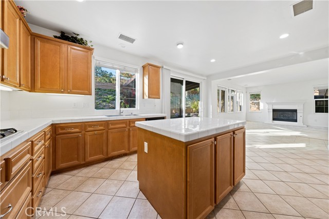 Detail Gallery Image 23 of 56 For 3177 Griffon Ct, Simi Valley,  CA 93065 - 4 Beds | 3 Baths