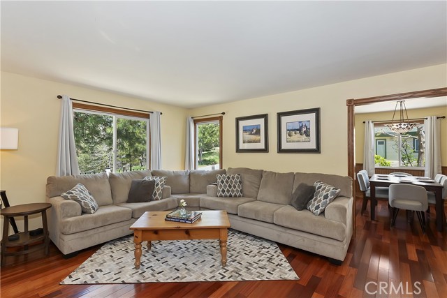 Detail Gallery Image 20 of 54 For 27513 St Bernard Ln, Lake Arrowhead,  CA 92352 - 5 Beds | 3 Baths