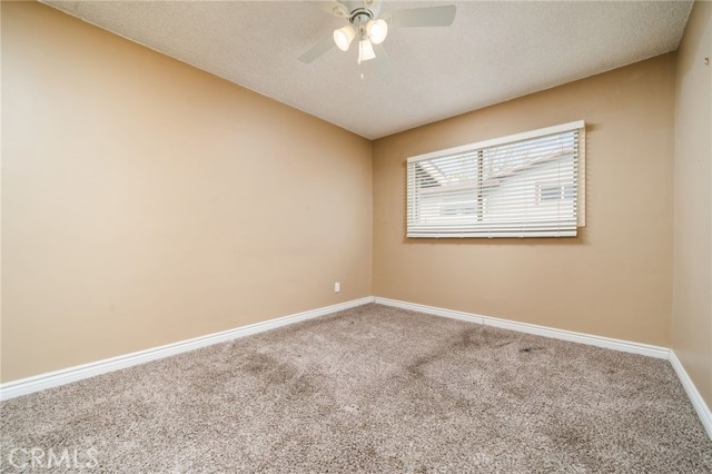 Detail Gallery Image 17 of 43 For 25459 33rd, San Bernardino,  CA 92404 - 3 Beds | 2 Baths