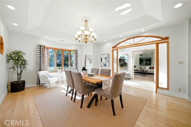 1210 Los Altos Avenue, Long Beach CA: https://media.crmls.org/medias/09076a49-6333-4503-acae-73f78f86c281.jpg