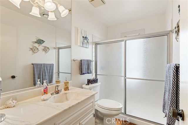 Detail Gallery Image 11 of 39 For 2059 Silver Oaks Way, Hemet,  CA 92545 - 2 Beds | 2 Baths