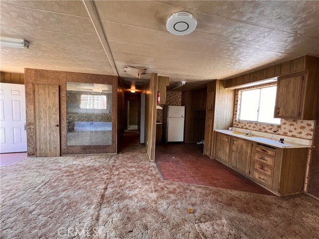 13507 Raven Street, Sylmar CA: https://media.crmls.org/medias/0908eb70-8d40-4013-8ee6-83943171aa12.jpg
