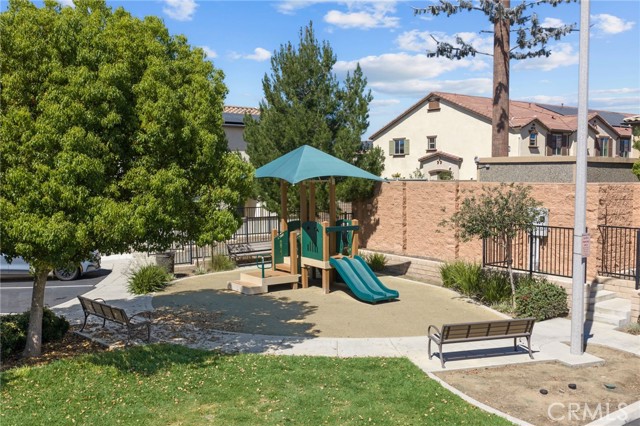 Detail Gallery Image 29 of 35 For 24131 Tuscany Avenue #1305,  Murrieta,  CA 92562 - 3 Beds | 2/1 Baths