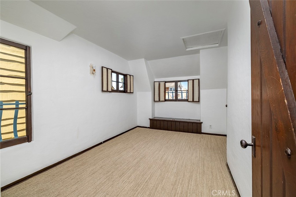 090ac854 C5c9 4f2b A625 3f70c9300e36