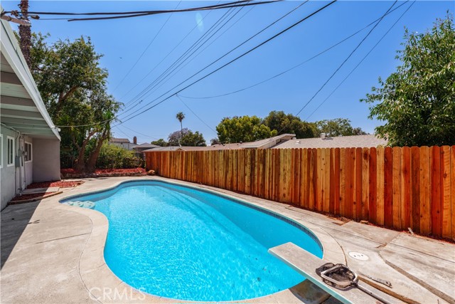 8235 Coleman Street, Riverside CA: https://media.crmls.org/medias/090b2aa2-adaf-41cd-b77a-9df3ae2fcf36.jpg
