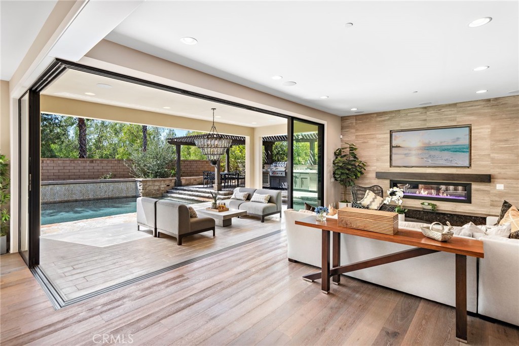 090bfea4 4114 41b1 Bf45 086ce201cdc8