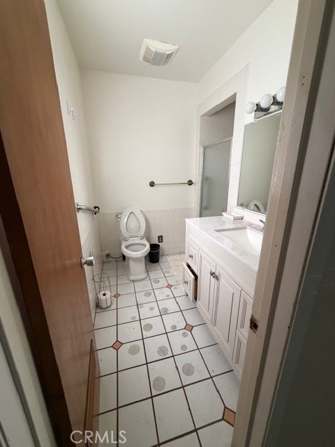 5243 Acacia Street, San Gabriel CA: https://media.crmls.org/medias/090c145d-4f2b-4ef5-9191-c1f16370049a.jpg