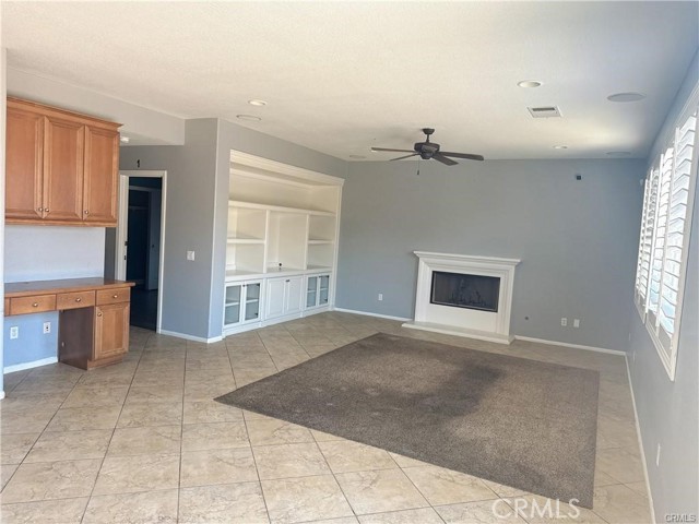 Detail Gallery Image 13 of 18 For 396 Suncup, Hemet,  CA 92543 - 4 Beds | 3 Baths