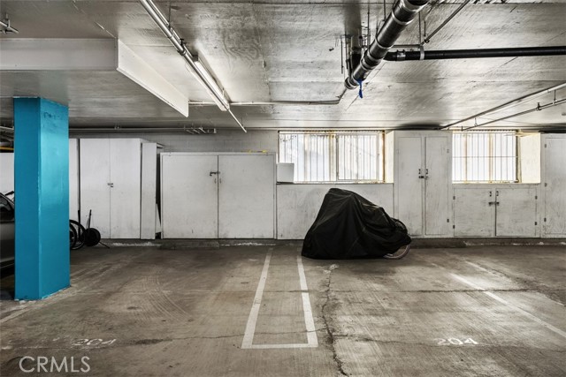 Detail Gallery Image 32 of 48 For 16255 Pacific Cir #204,  Huntington Beach,  CA 92649 - 3 Beds | 3 Baths