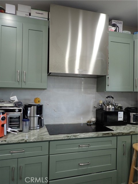 Detail Gallery Image 3 of 11 For 11226 Anabel, Garden Grove,  CA 92843 - 3 Beds | 3 Baths