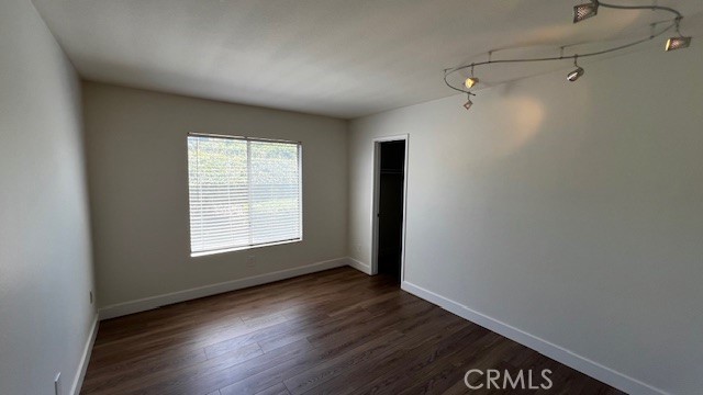 Image 7 of 19 For 1300 Brentwood Circle B