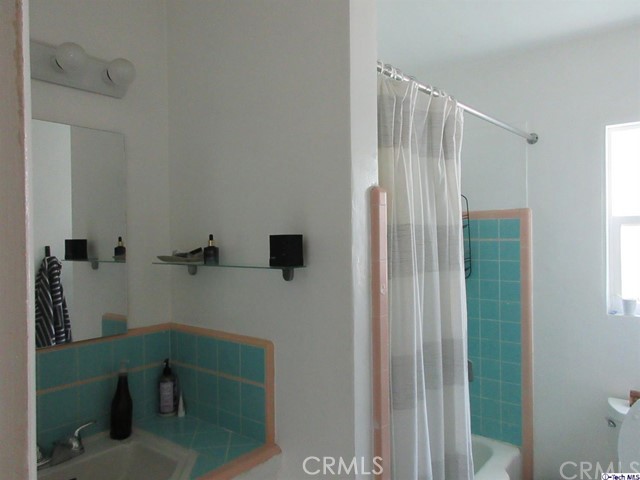  Income Home for Sale in Culver City, California