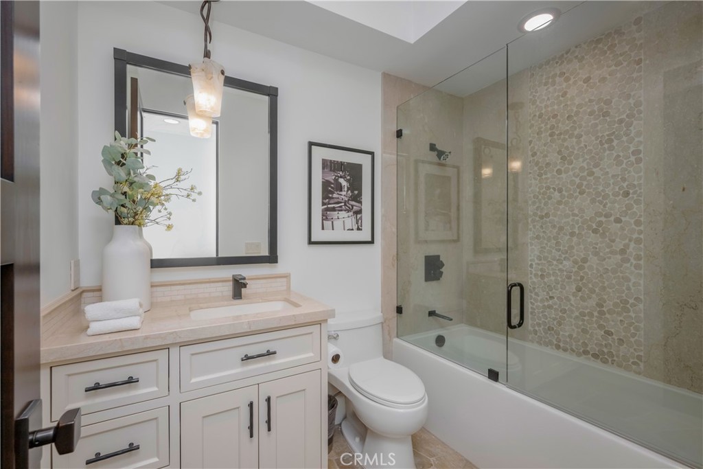 MLS #OC26029620 image #8