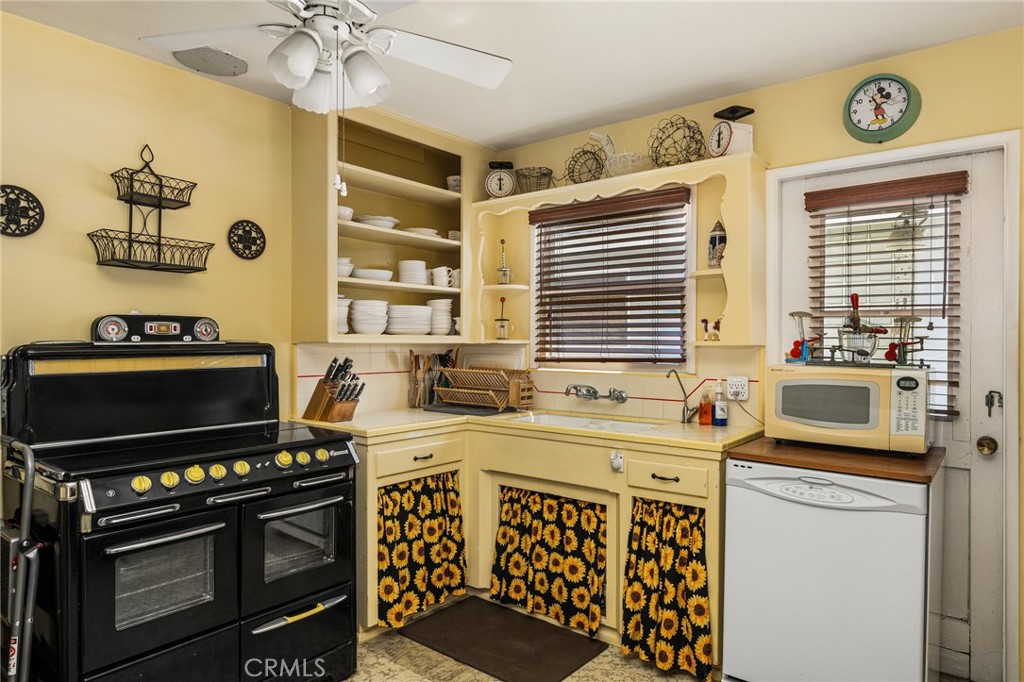 MLS #OC26116603 image #8