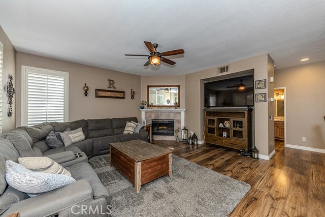 Detail Gallery Image 15 of 38 For 20770 Stony Brook Cir, Riverside,  CA 92508 - 5 Beds | 3 Baths