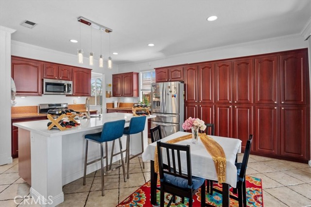 Detail Gallery Image 15 of 48 For 12059 Franklin, Moreno Valley,  CA 92557 - 5 Beds | 3 Baths