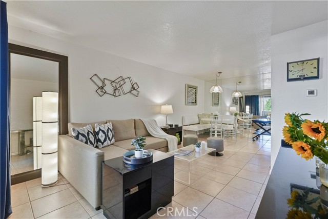 Detail Gallery Image 2 of 42 For 2820 N Arcadia Ct #204,  Palm Springs,  CA 92262 - 1 Beds | 1 Baths