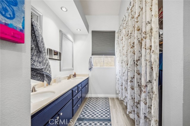 3190 Altura Court, Corona CA: https://media.crmls.org/medias/091337db-264a-48a1-9cbb-92030b3d0038.jpg