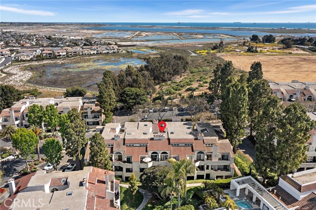 5145 Tortuga Drive, Huntington Beach CA: https://media.crmls.org/medias/0913a573-2d2b-401f-85ca-3a6895ba82f3.jpg