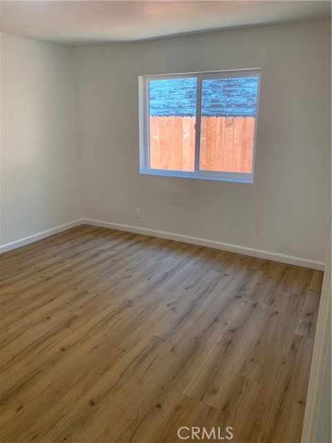 1255 Velasco, Los Angeles CA: https://media.crmls.org/medias/091449c3-bf10-4776-80b9-8d478d0b1198.jpg