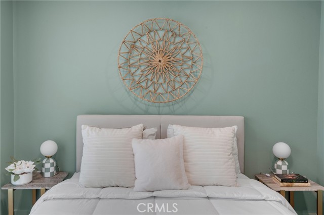 1123 E Ocean Blvd, Long Beach CA: https://media.crmls.org/medias/091475d0-7920-49b6-a9f5-0f38787c17a9.jpg