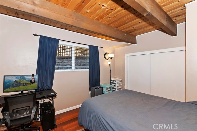 Detail Gallery Image 12 of 27 For 1930 Nob Hill Dr, Running Springs,  CA 92382 - 2 Beds | 1/1 Baths