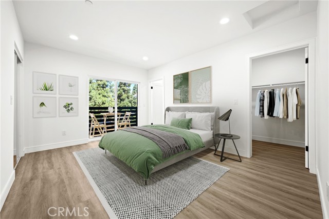 Detail Gallery Image 9 of 34 For 6700 Kester Ave #2,  Van Nuys,  CA 91405 - 5 Beds | 5 Baths