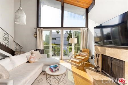 31 Spinnaker ST Unit: 15