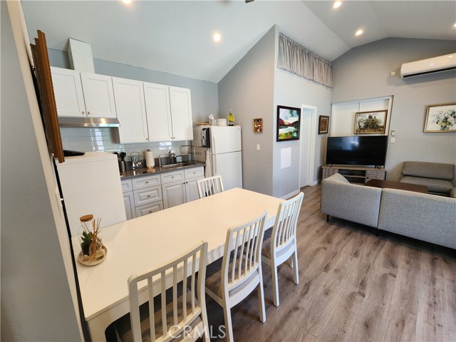 Detail Gallery Image 18 of 30 For 1332 Winchester Ave a,  Glendale,  CA 91201 - 1 Beds | 1 Baths