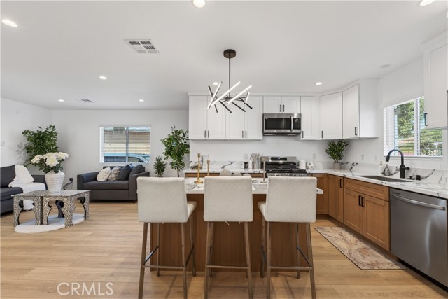 Detail Gallery Image 11 of 37 For 10443 E Zamora Ave, Los Angeles,  CA 90002 - – Beds | – Baths