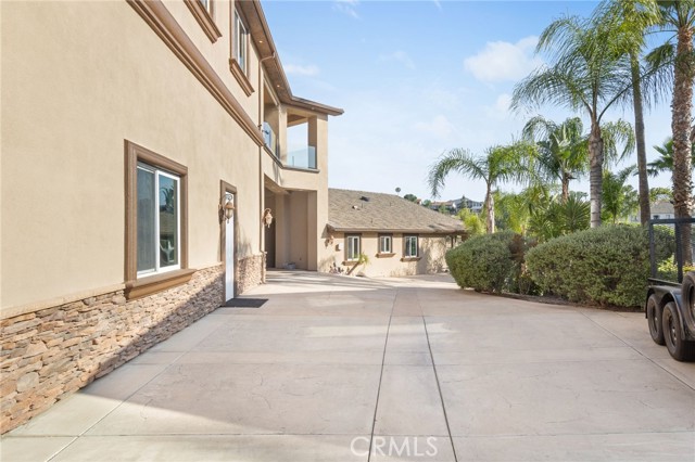 Image 70 of 75 For 22571 Canyon Lake Drive
