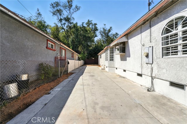 Detail Gallery Image 52 of 65 For 5841 Arroyo Dr, Los Angeles,  CA 90042 - 3 Beds | 3 Baths