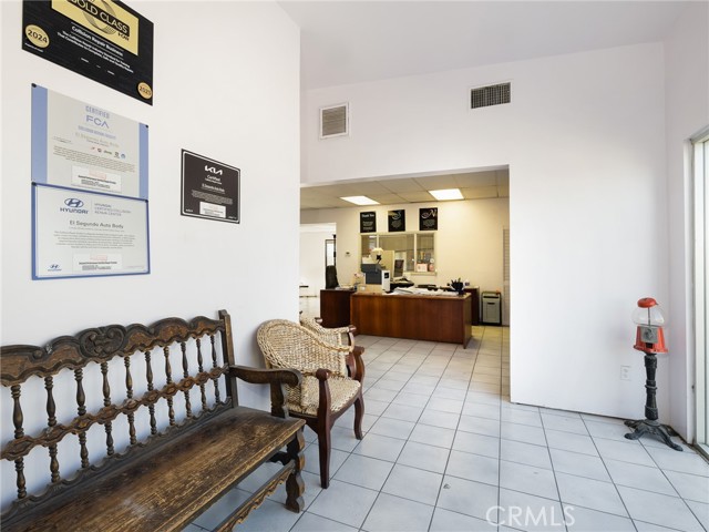 Image 4 of 41 For 713 El Segundo Boulevard