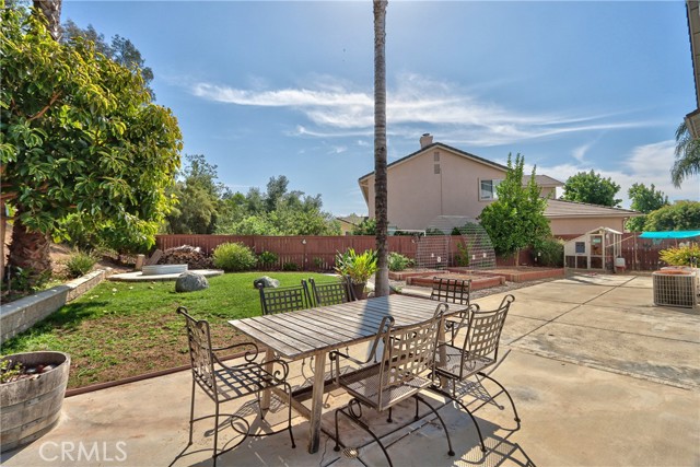 31264 Jura Court, Temecula CA: https://media.crmls.org/medias/091933da-1ae7-4587-a985-56e61b21020f.jpg