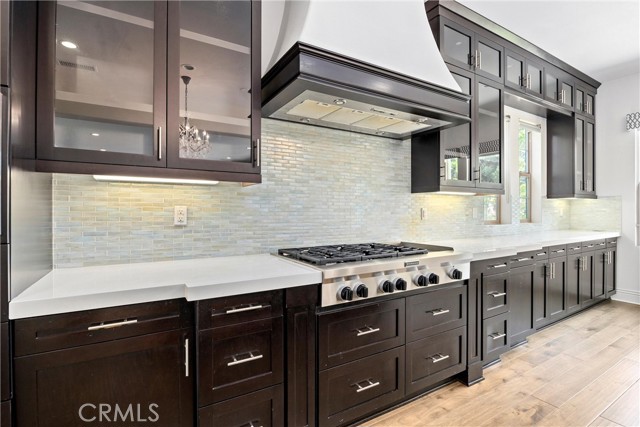 Detail Gallery Image 10 of 51 For 62 Holmes Pl, Tustin,  CA 92782 - 5 Beds | 4/1 Baths